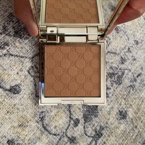 ❤️ SOLD ❤️ Jouer : Soft Focus Hydrate + Set Powder